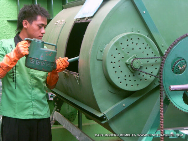 Pembuatan Silase RFS 1700 L (2)